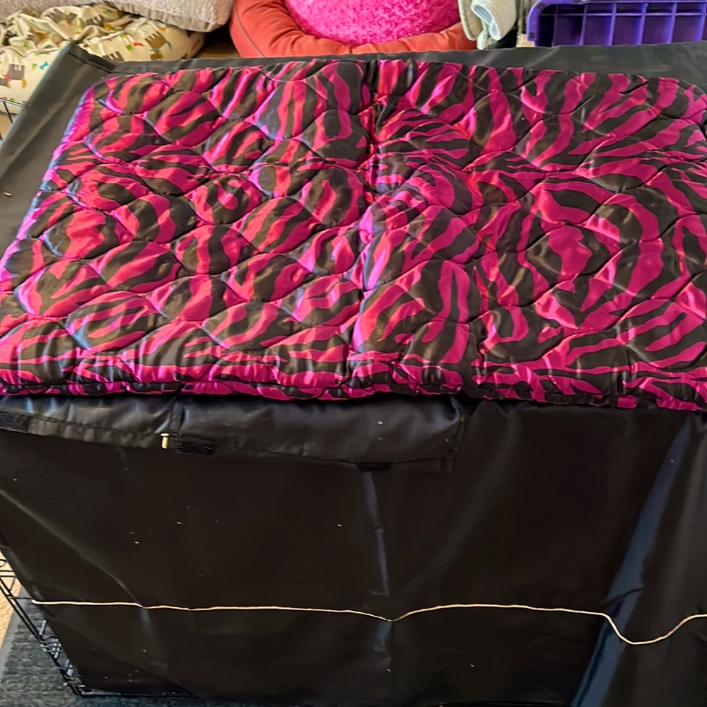 Dog crate mat